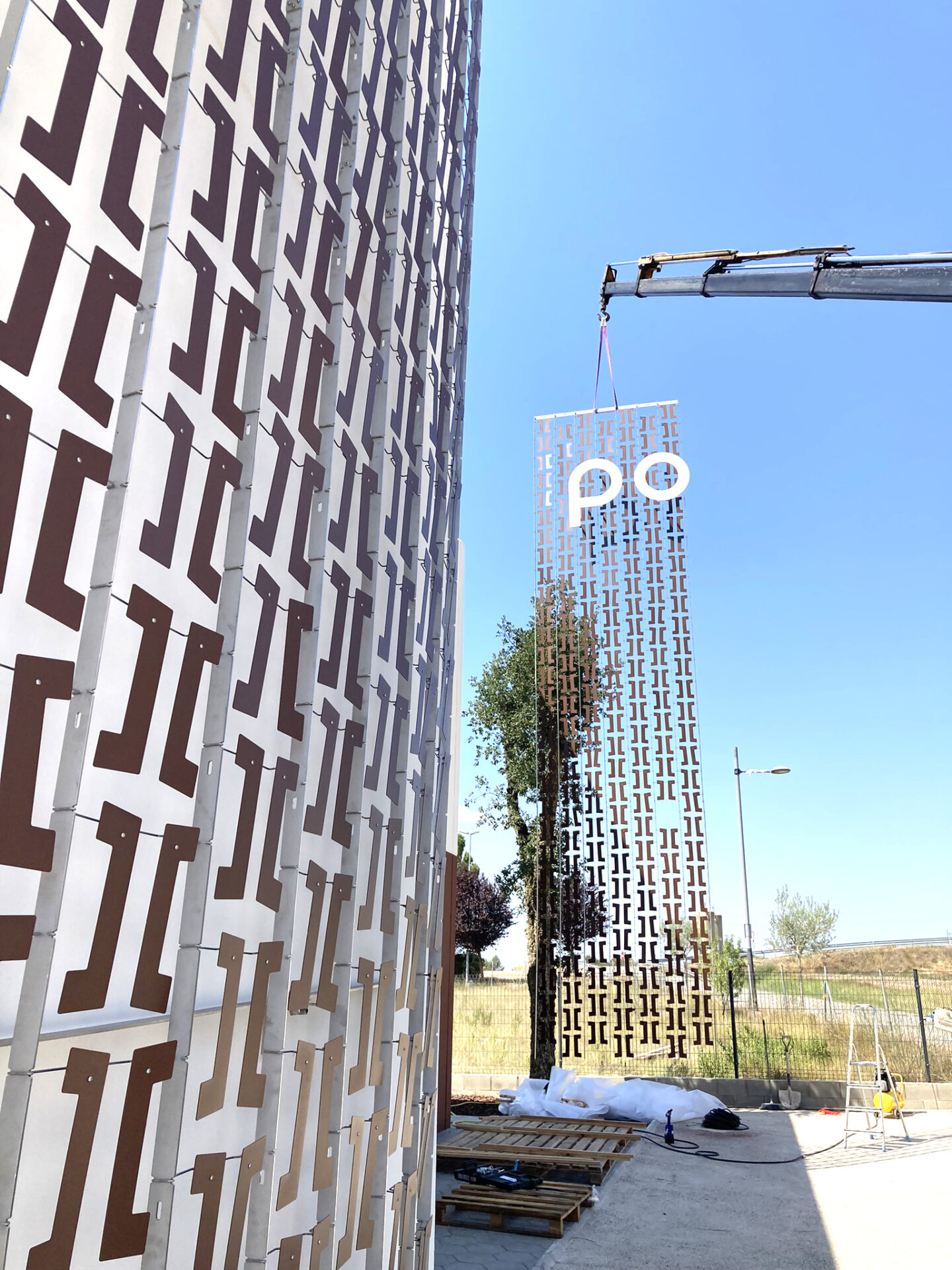 geometric façade systems